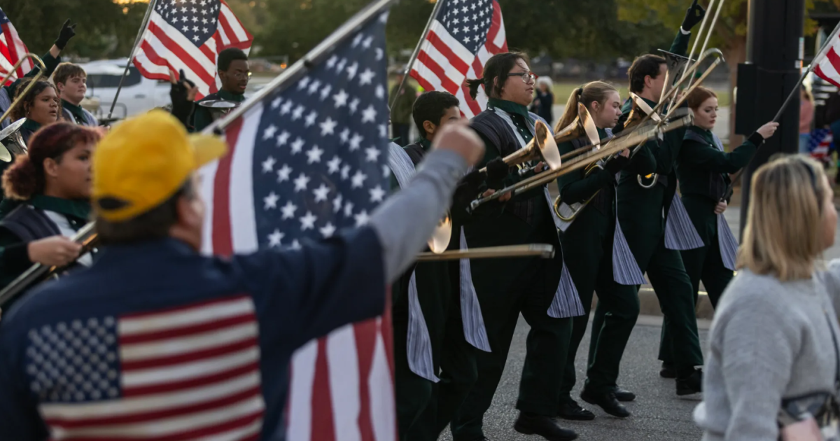 Veterans reflect on growing pride during Arlington parade