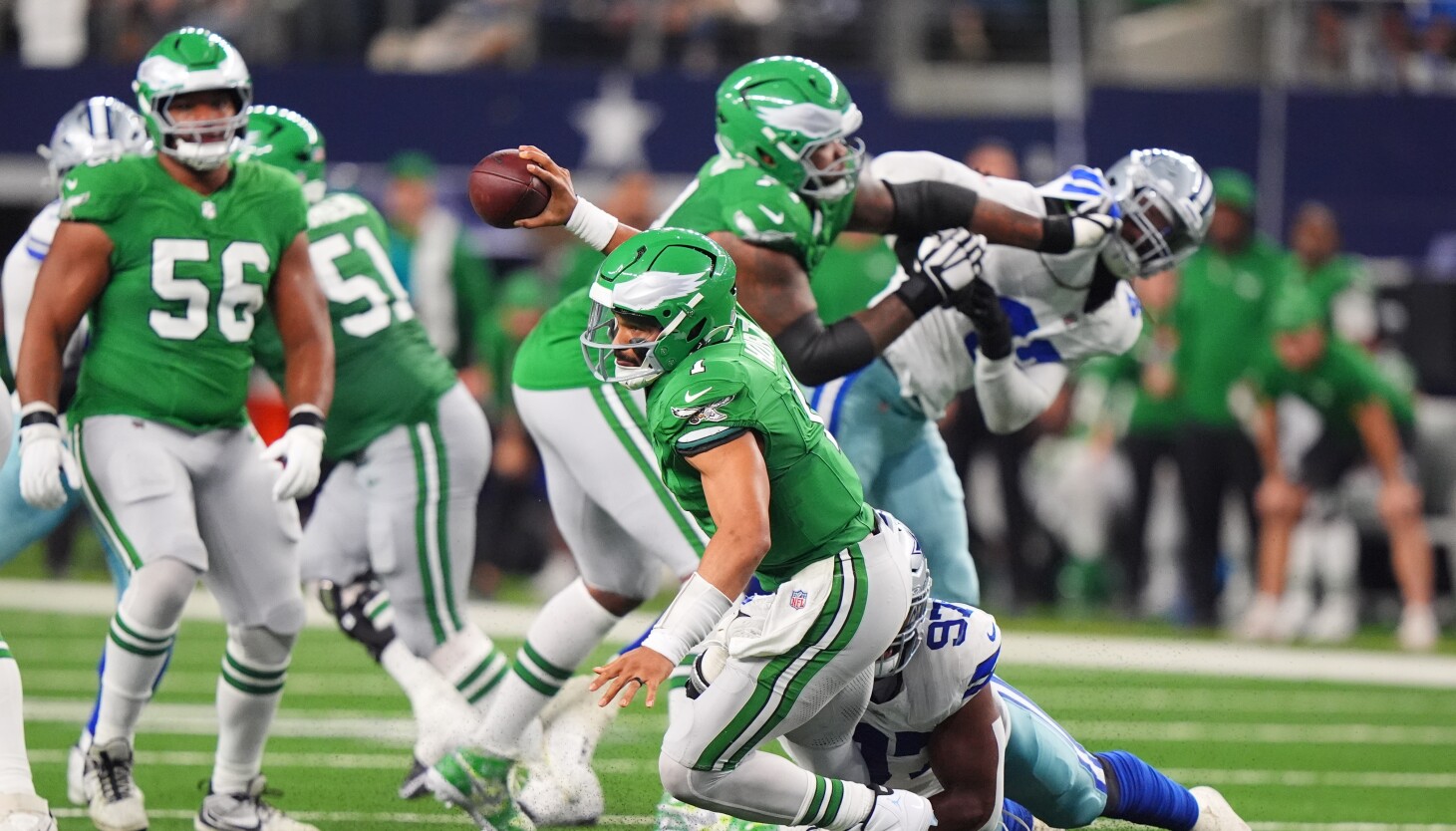 Bears' next opponent: Eagles blow 21-point lead in 24-21 loss to Cowboys