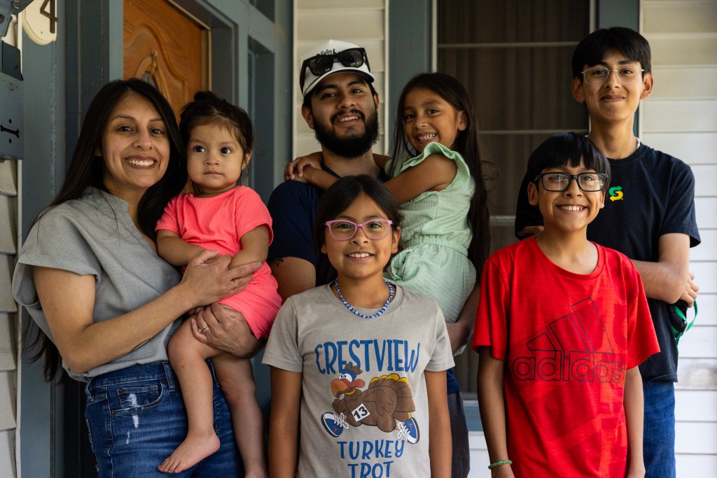 (Maria Crane | Fort Worth Report/CatchLight Local/Report for America)