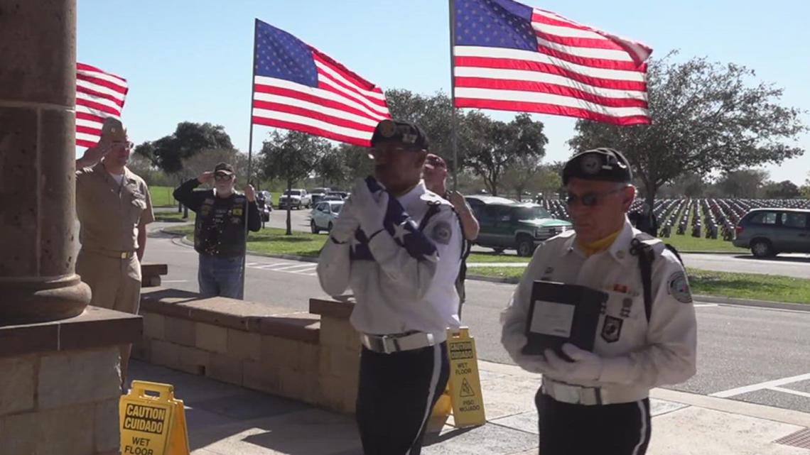 Community honors three veterans during unaccompanied burial at Coastal Bend State Veterans Cemetery