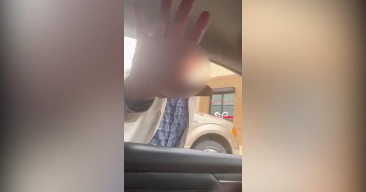 Texas man recounts confrontation with a stranger, faced with a rifle in Chick-fil-a parking lot