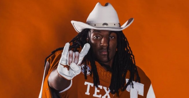 Four-star CB Samari Matthews signs with Texas