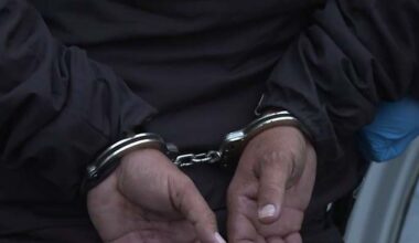 Northeast Side undercover police operation not enough to solve neighborhood’s problems, local business owner says