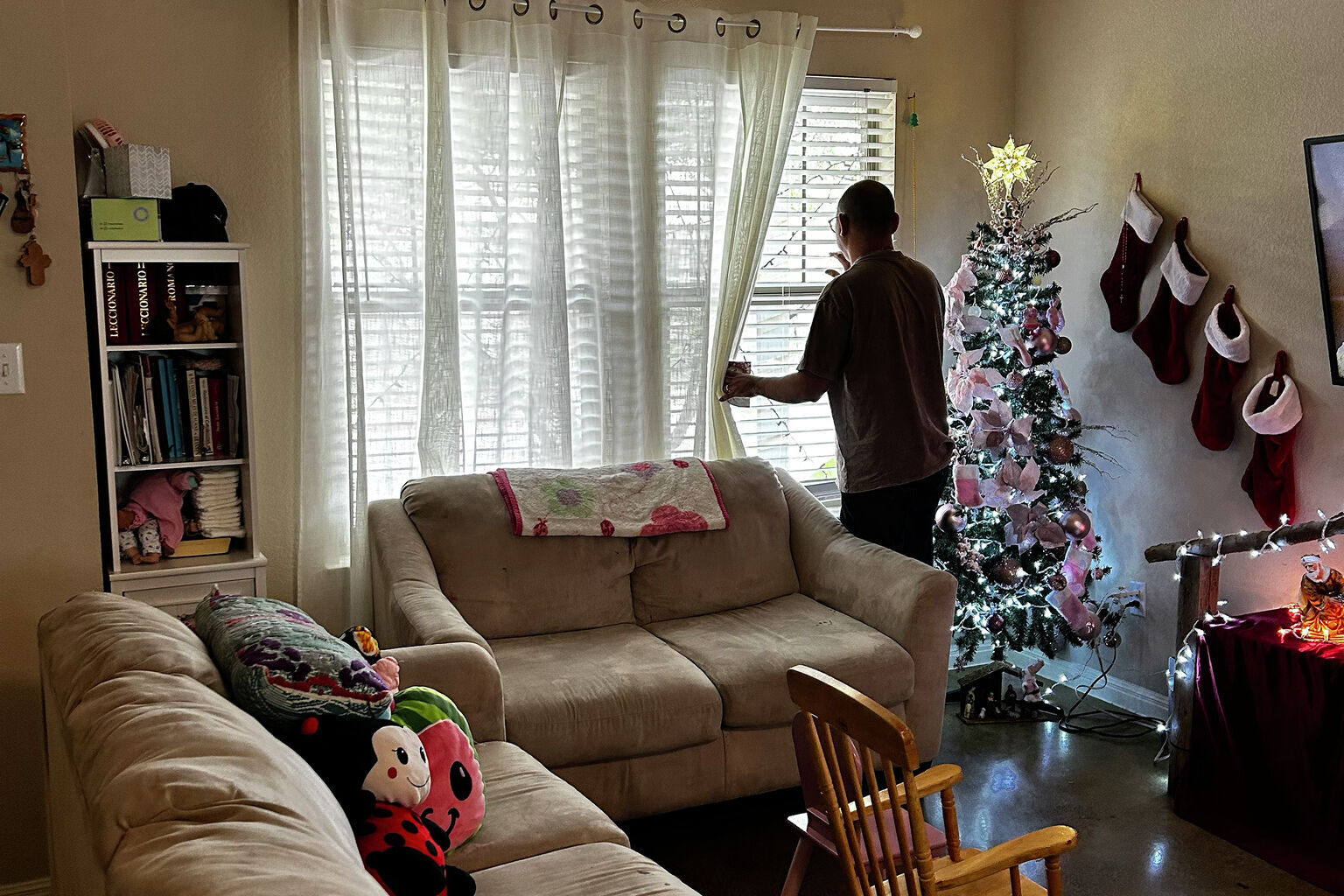 ICE targets father of deported Austin student, lawyer says