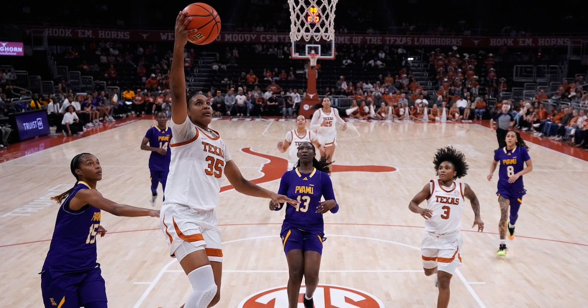Texas, TCU, OU remain steady in unchanged top 10