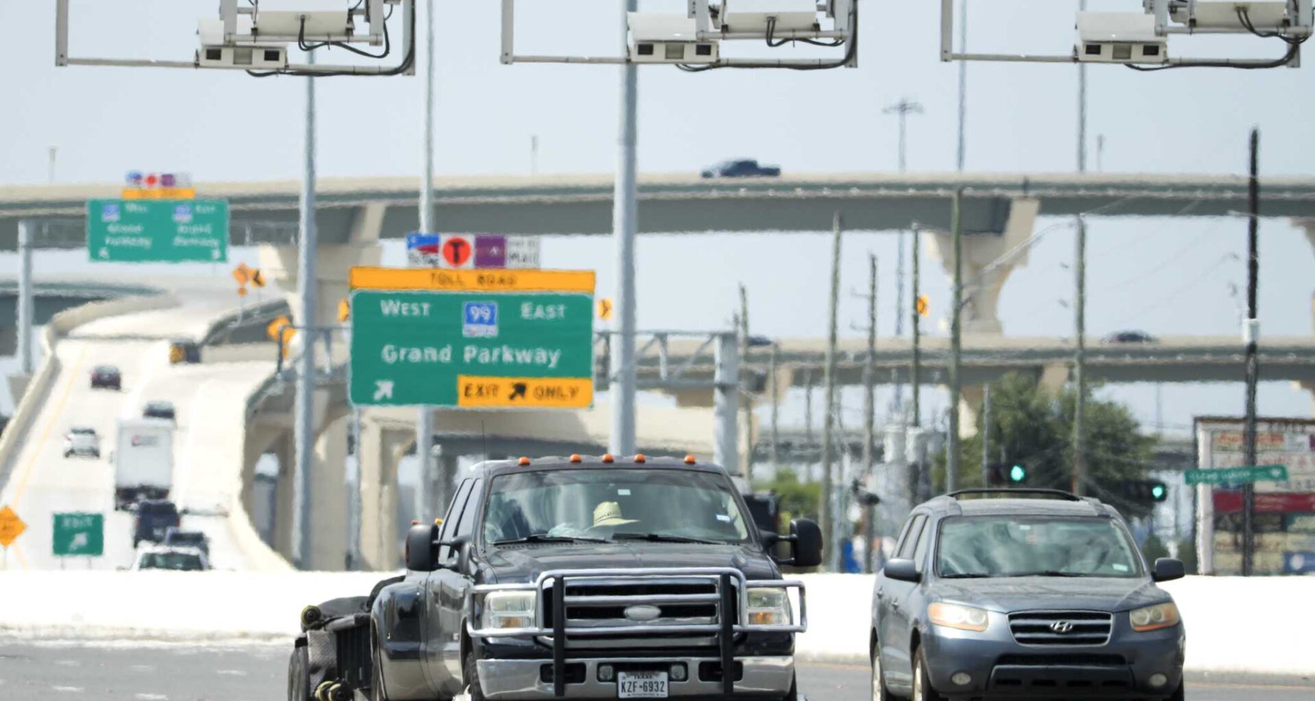 Drivers will pay more on some toll roads in the Houston region in 2026