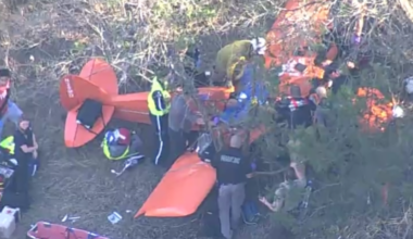 Small plane crashes into creek in Parker County