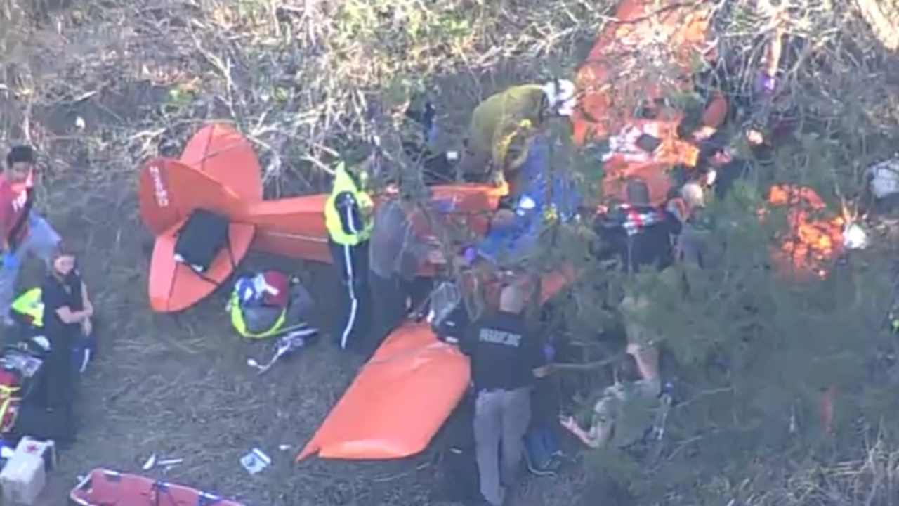 Small plane crashes into creek in Parker County