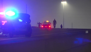 Houston police: Wrecker hits disabled car on Southwest Freeway, kills driver