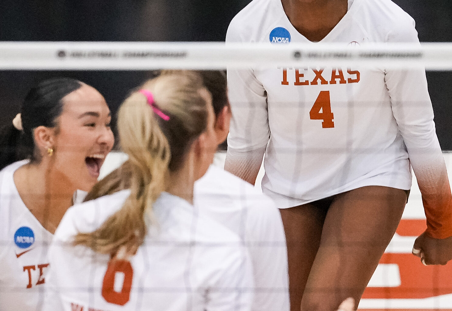 Texas vs Wisconsin in Elite Eight