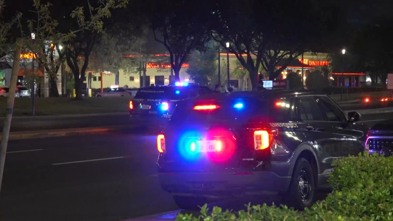 Pedestrian struck, killed by vehicle on Westheimer Road; Houston Police investigating