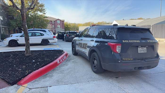 Man, 19, dies at hospital after accidental shooting at Northwest Side apartment complex, SAPD says