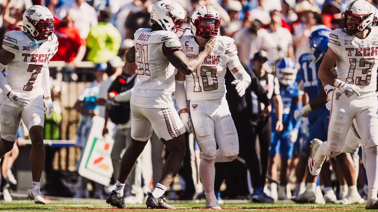 NFL: Los Angeles Chargers at Kansas City Chiefs