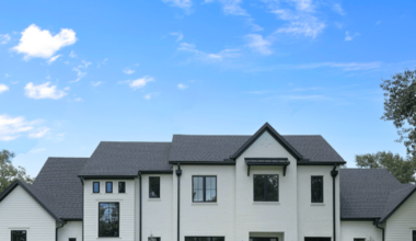 Explore charms of Spring Valley Village + Hilshire Village