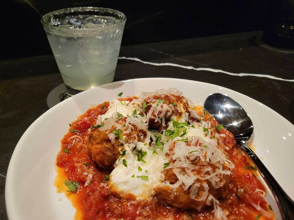 Moderna Bar & Pizzeria Austin