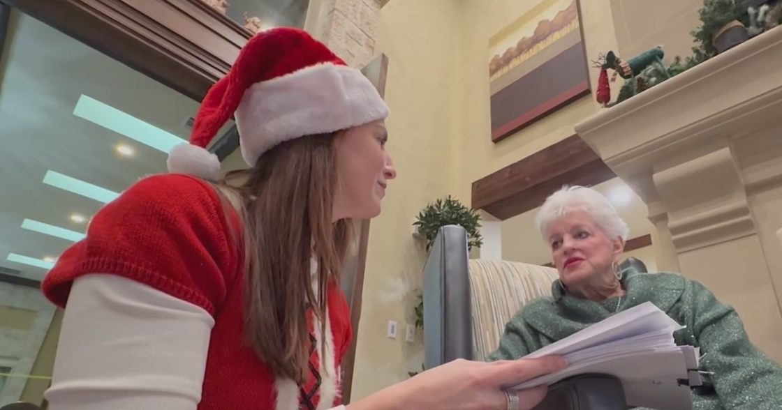 North Texas man collects 800 Christmas messages from kids to distribute to seniors across Dallas