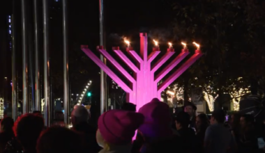 Dallas residents gather at Klyde Warren Park for Hanukkah menorah lighting