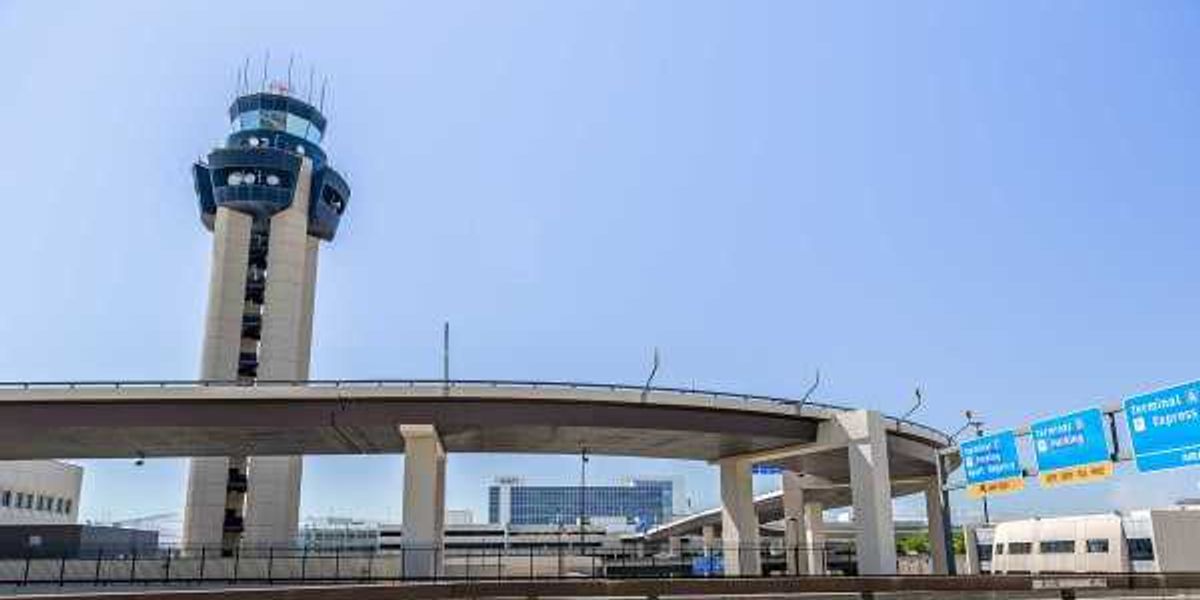DFW Airport reveals busiest days during Christmas 2025
