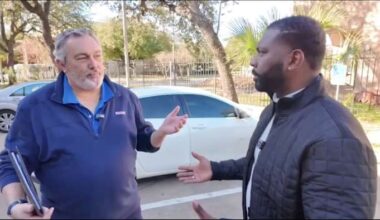 Texans fans say ParkWhiz app left them stranded