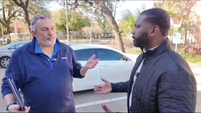 Texans fans say ParkWhiz app left them stranded