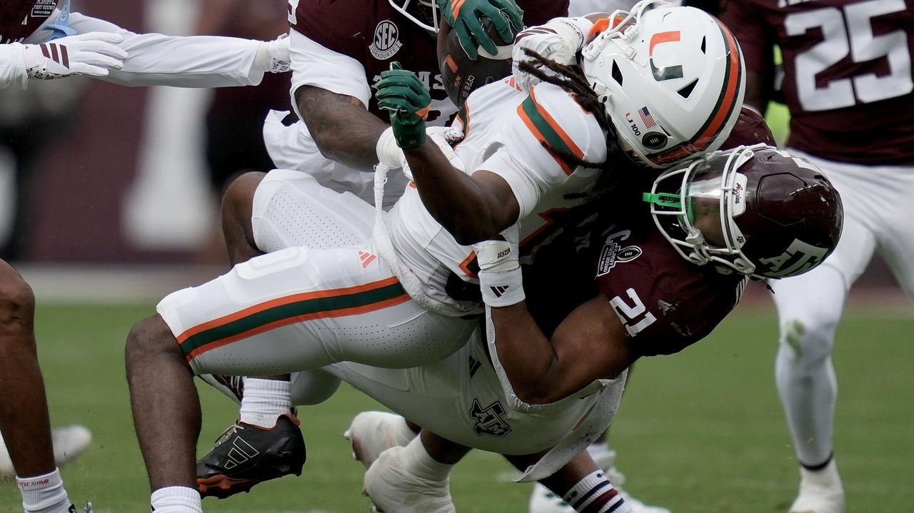 Miami's fierce defense dominates Texas A&M to advance to Cotton Bowl