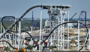 Texas roller coaster malfunction traps 2 riders more than 100 feet in the air