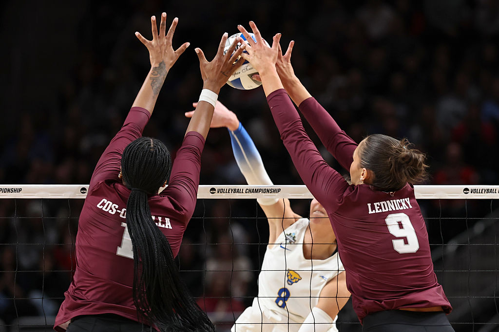 Where to watch Texas A&M volleyball vs. Kentucky: Time, TV channel