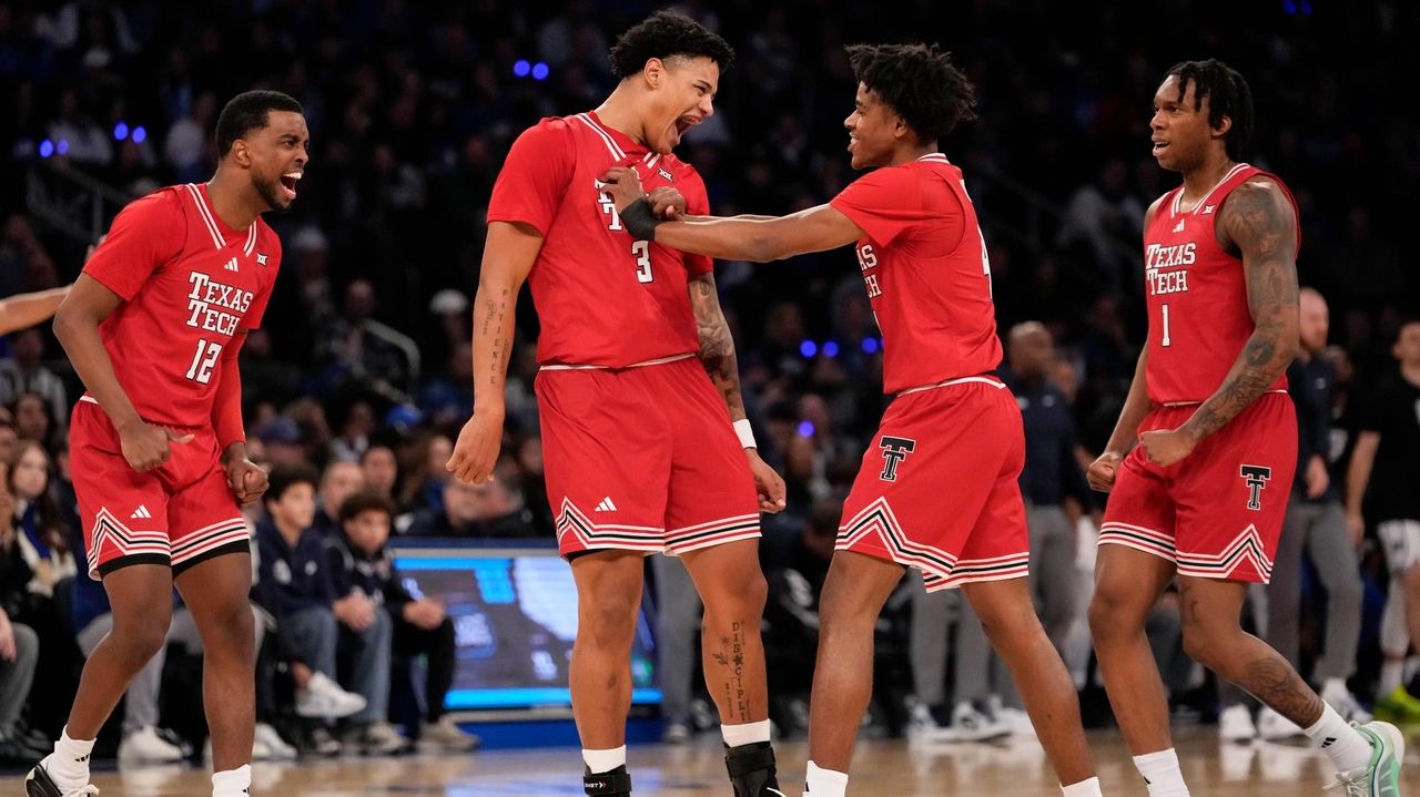 No. 19 Texas Tech rallies from 17 down to stun No. 3 Duke 82-81 at MSG