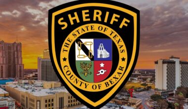 1 suspect dead after shooting 2 deputies at San Antonio-area home