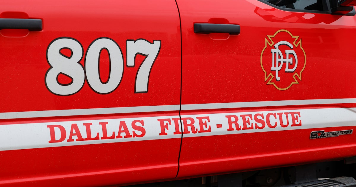 Dallas man dies in house fire while trying to rescue wife, officials say