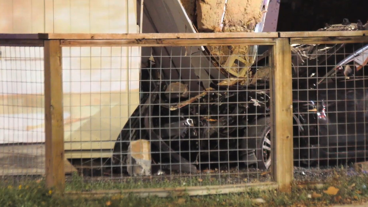 Heights crash: Car crashes into building leaving woman dead