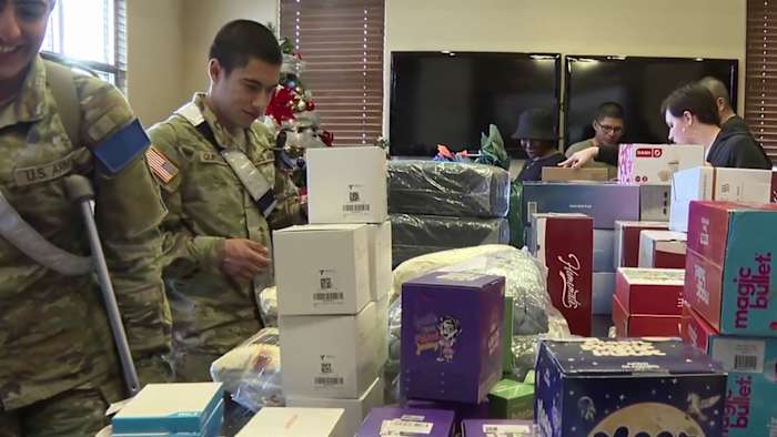 USO of South Texas brings holiday cheer to soldiers at Fort Sam Houston