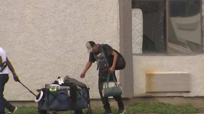 Families left in the dark as power goes out at Houston extended-stay hotel days before Christmas