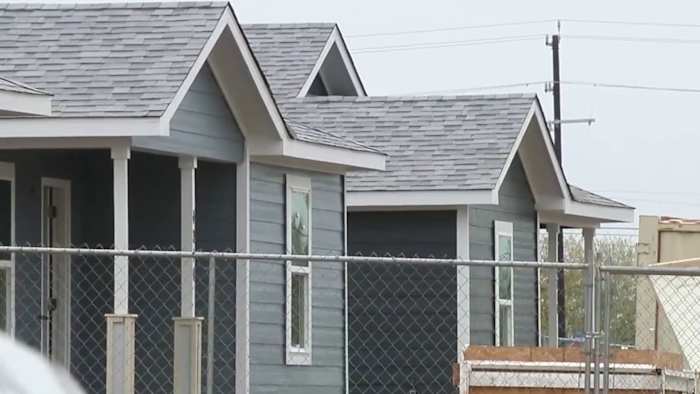 New home, courtesy of Habitat for Humanity, makes Christmas extra special for San Antonio family