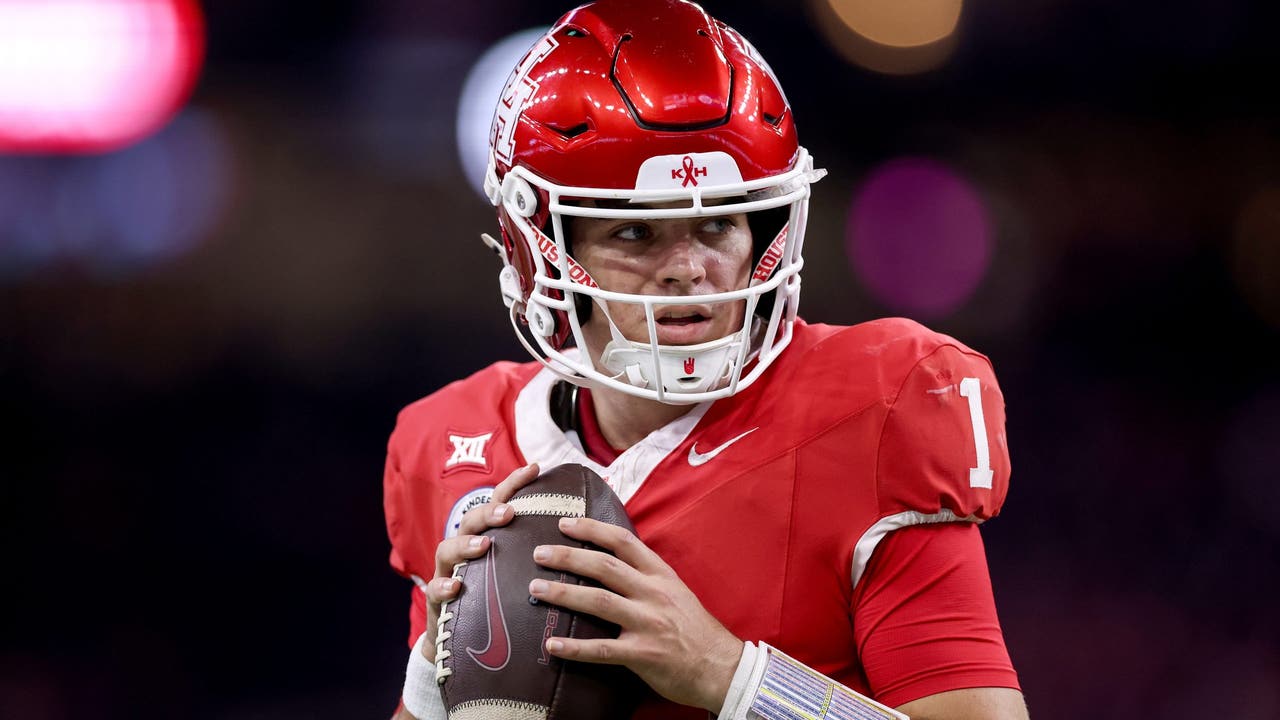 UH Cougars beat LSU Tigers in Texas Bowl