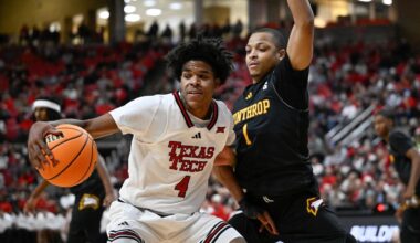 Anderson scores 29 points as No. 15 Texas Tech wins 46th straight non-conference home game