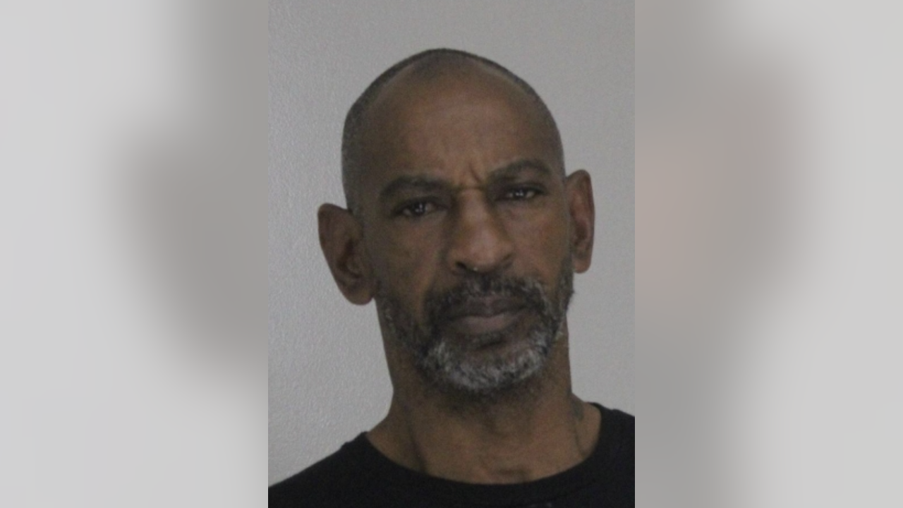 Suspect in custody after pursuit ends on Interstate 35 in Dallas