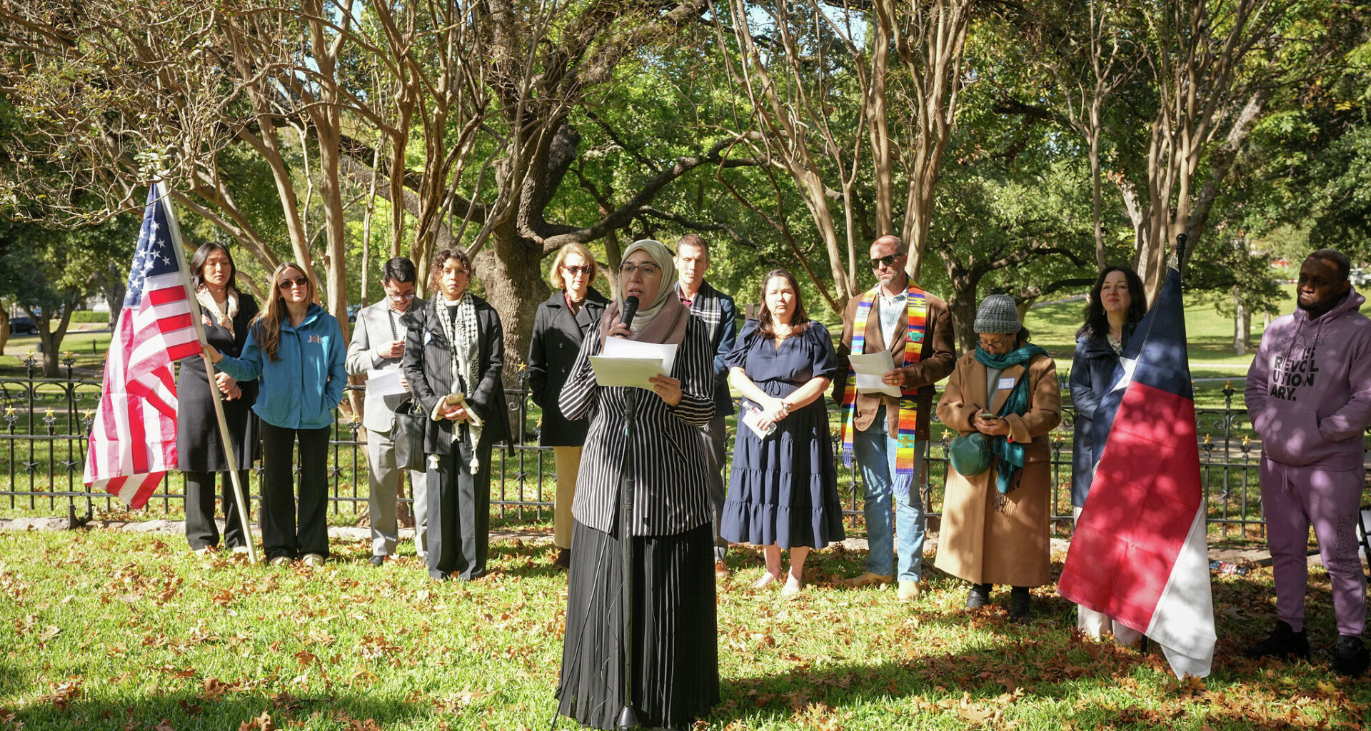 Austin Muslim group urges state leaders to denounce park harassment