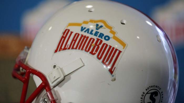 USC, TCU fans tailgate before Valero Alamo Bowl in San Antonio