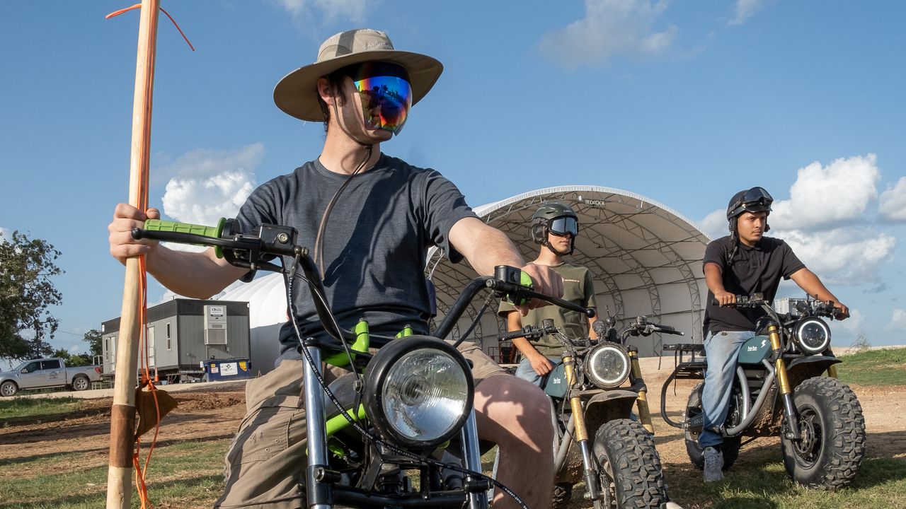 Inside the Texas Race to Build the Next Great American Weapon