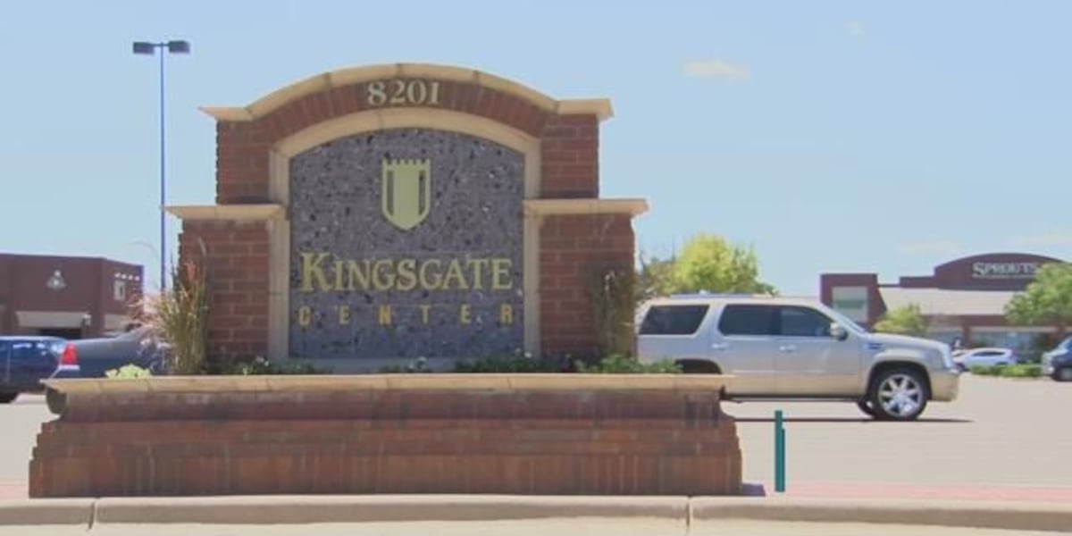 No injuries after carriage incident at Kingsgate Center