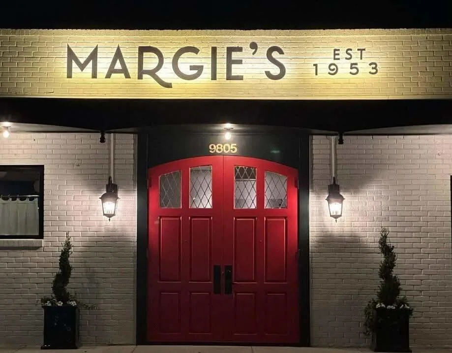 Margie’s Italian Gardens, a west Fort Worth landmark for half a century, has reopened under new ownership.