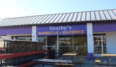 Yearby's Barbecue and Waterice is located at 3201 Alma Drive, Ste. 100, in Plano. (Jacquelyn Burrer/Community Impact)