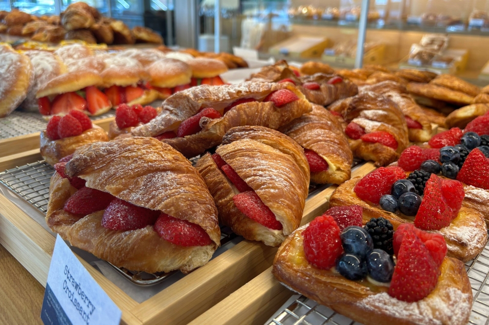 Paris Baguette will offer a variety of baked goods in Georgetown. (Karen Chaney/Community Impact)