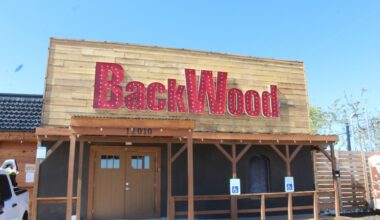 An image of the outside of the bar.