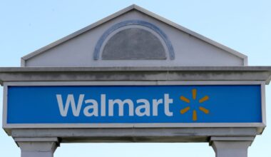 Texas woman accused of pushing razor blades in bread at Mississippi Walmart stores