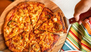 The eatery serves handmade pizzas, pasta dishes and sandwiches. (Courtesy Singas Famous Pizza)