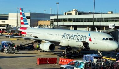 american airlines plane