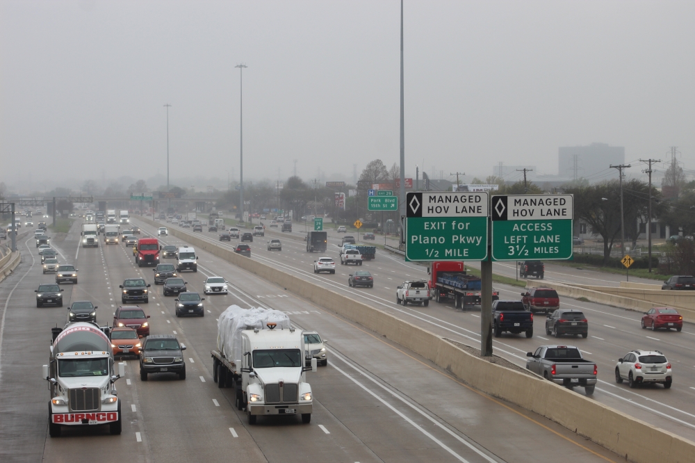 Construction is set to begin to convert US 75’s existing high-occupancy vehicle lanes to peak-hour technology lanes between I-635 in Dallas County and SH 121 in Collin County. (Colby Farr/Community Impact)