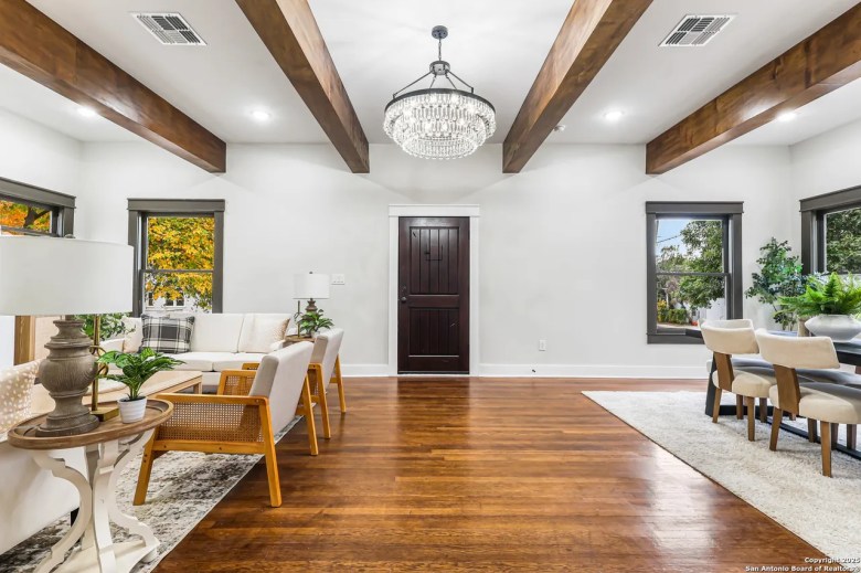 Living Room featured at 339 W Elsmere Pl, San Antonio, TX, 78212
